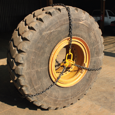 INFLATION SAFETY CHAIN - AGRI TYRE