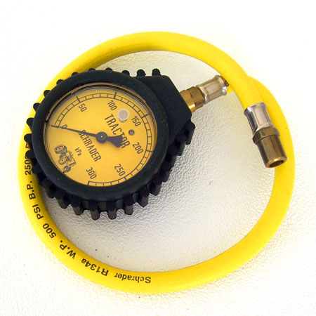 CV TRACTOR GAUGE (0-400 kPa)